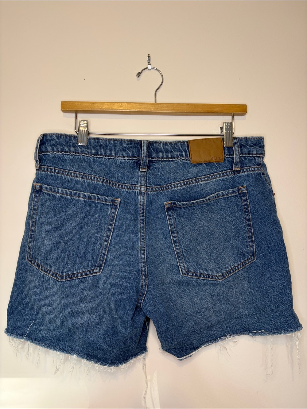 Aeropostale Baggy Denim Jean Shorts Juniors Size 10 - Picture 2 of 5